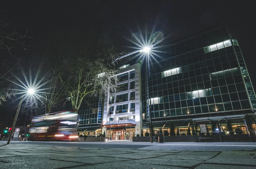  London Wedding Photographer for a Thames River Cruise